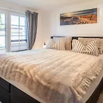 Uns Luetje Hus - Апартаменты *
