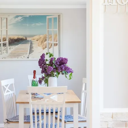 Uns Luetje Hus - Apartment